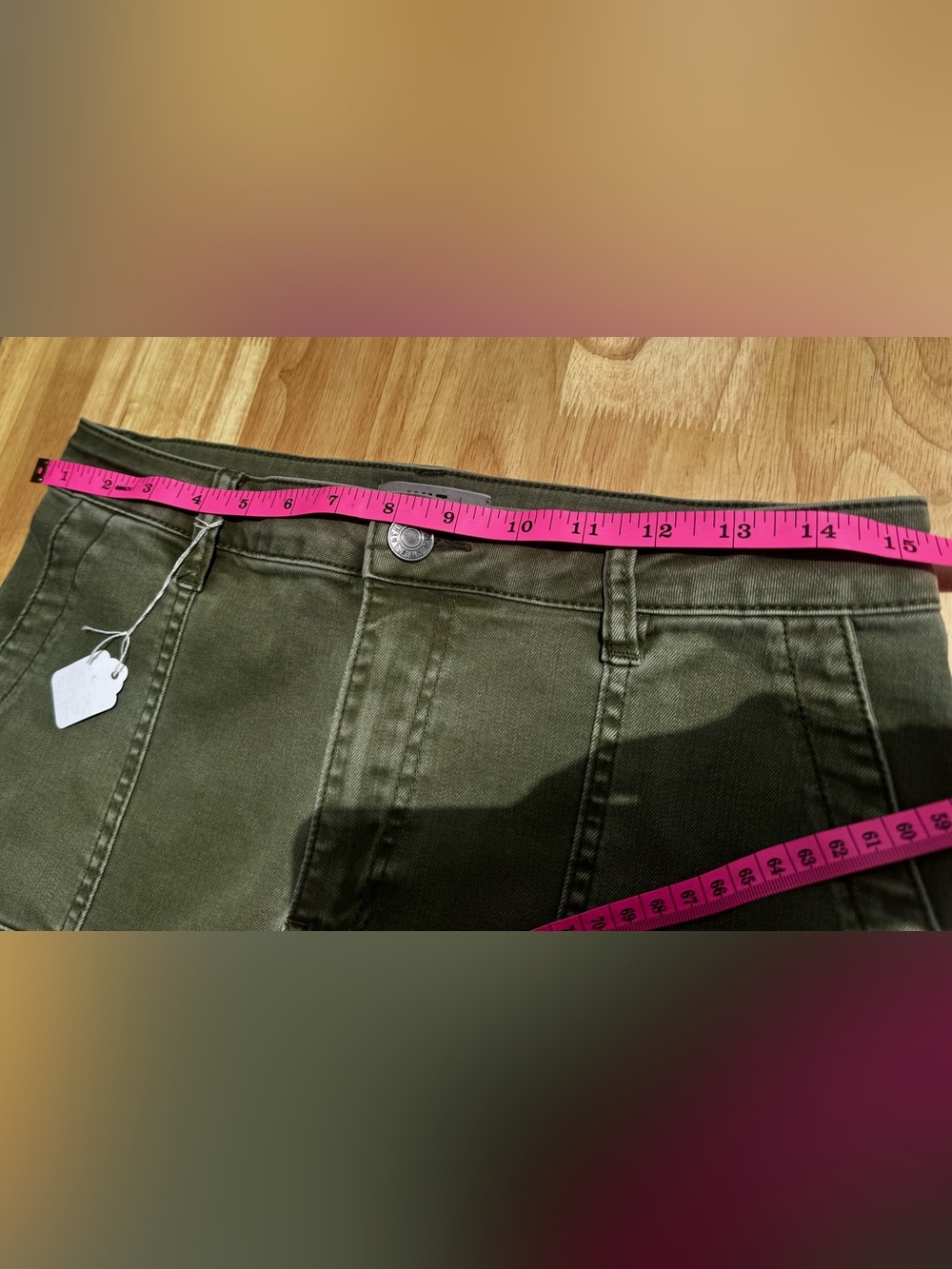 Kut from the Kloth Elizebeth high rose jeans. - Picture 8 of 9